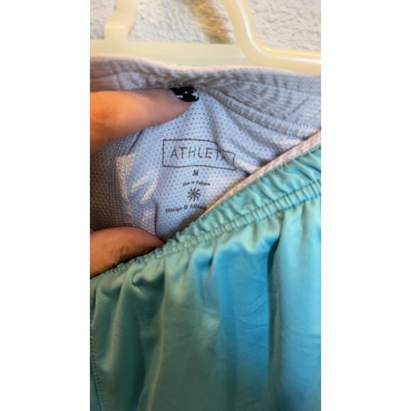 Athleta Women M Athletic Shorts Blue White Classic Fit Relaxed Style - Picture 2 of 4